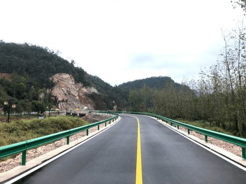 連通路網(wǎng),緩解擁堵 天臺(tái)這條新路你走過嗎